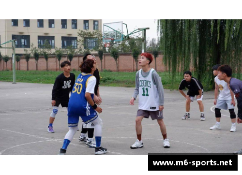 李行：篮球场上的青春旋律