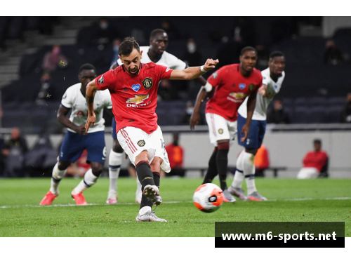 巴黎圣日耳曼战平曼联，欧冠小组赛悬念未决情势瞬息万变